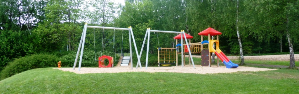 Geißelhardter Dorfhocketse mit Wahlschoppen und Spielplatzeinweihung